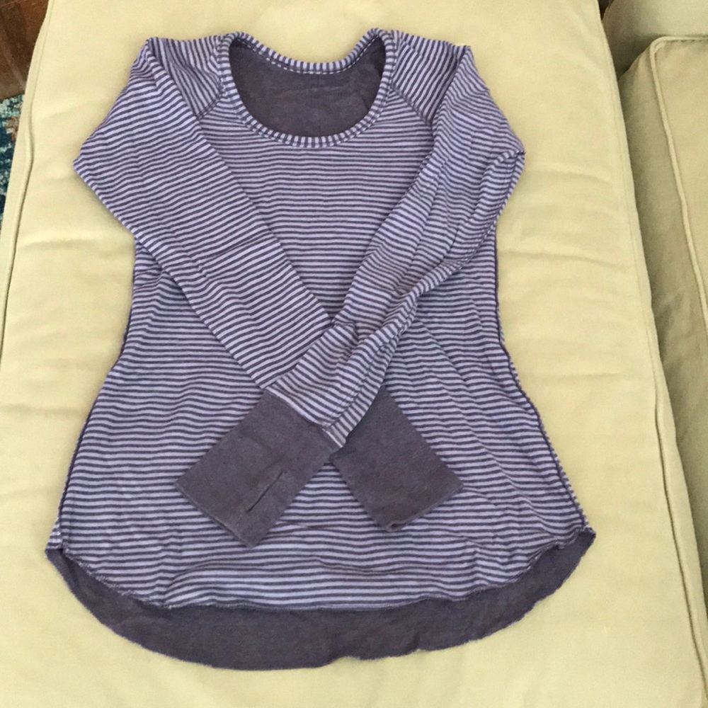 lululemon open your heart long sleeve - size 4